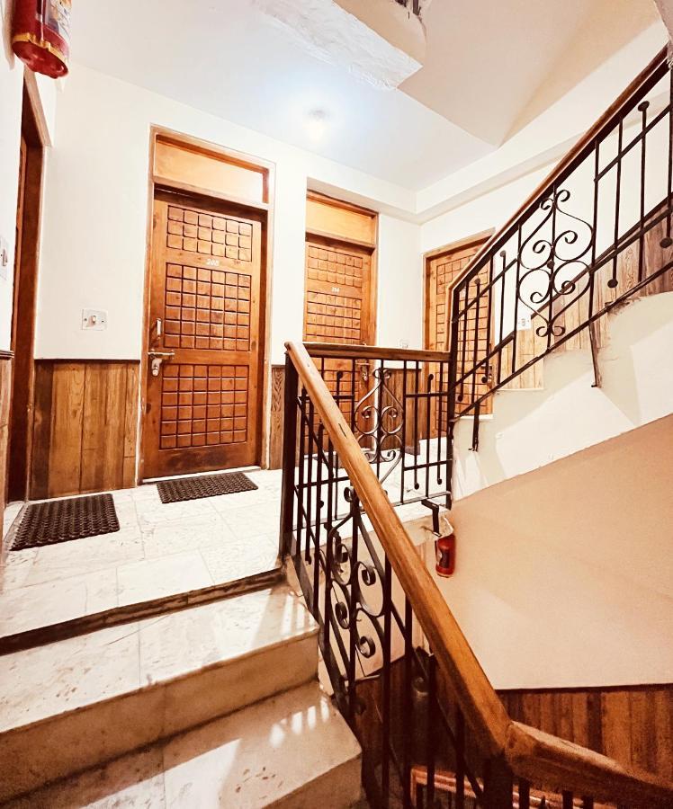 Hotel Snow Mountain Mall Road Manali  Bagian luar foto