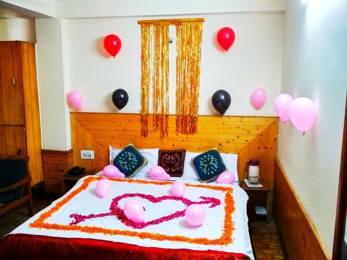 Hotel Snow Mountain Mall Road Manali  Bagian luar foto